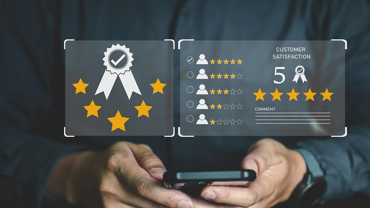 person on phone with customer review rating